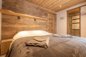 8 Schlafzimmer, Bügeleisen/Bügelbrett, Reisekinderbett, kostenloses WLAN