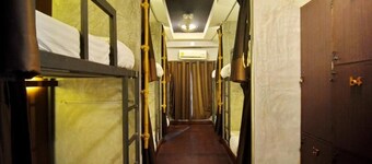 Aha Lanta Cozy Hostel