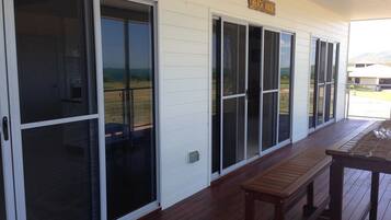 House, 3 Bedrooms, 2 Bathrooms, Pool View | Terrace/patio
