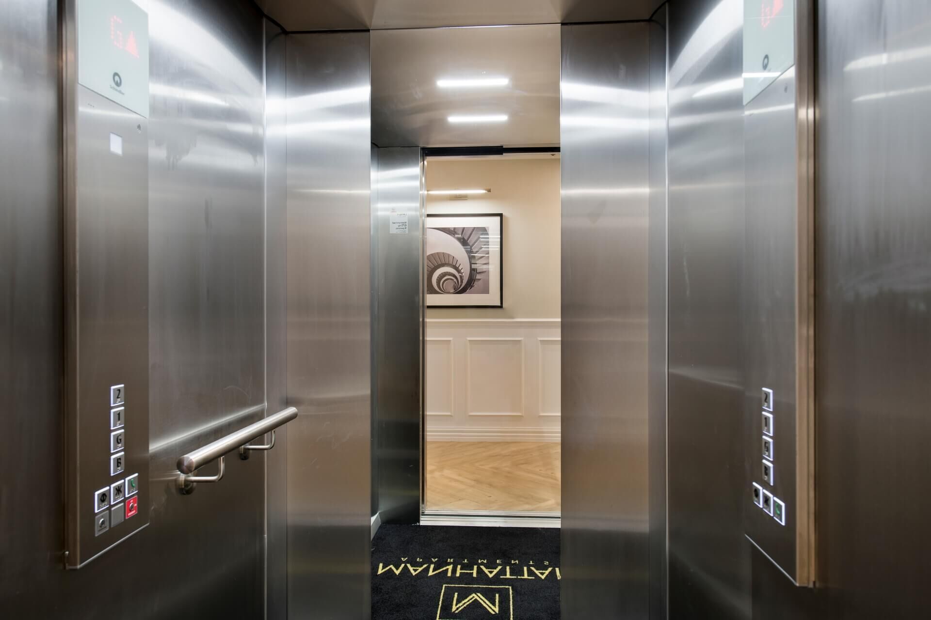 Manhattan Apt Notting Hill 2 Bed Deluxe — image 29