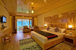 Exclusive Royal Queen Suite - Hotel Vyas Vatika (Manali)