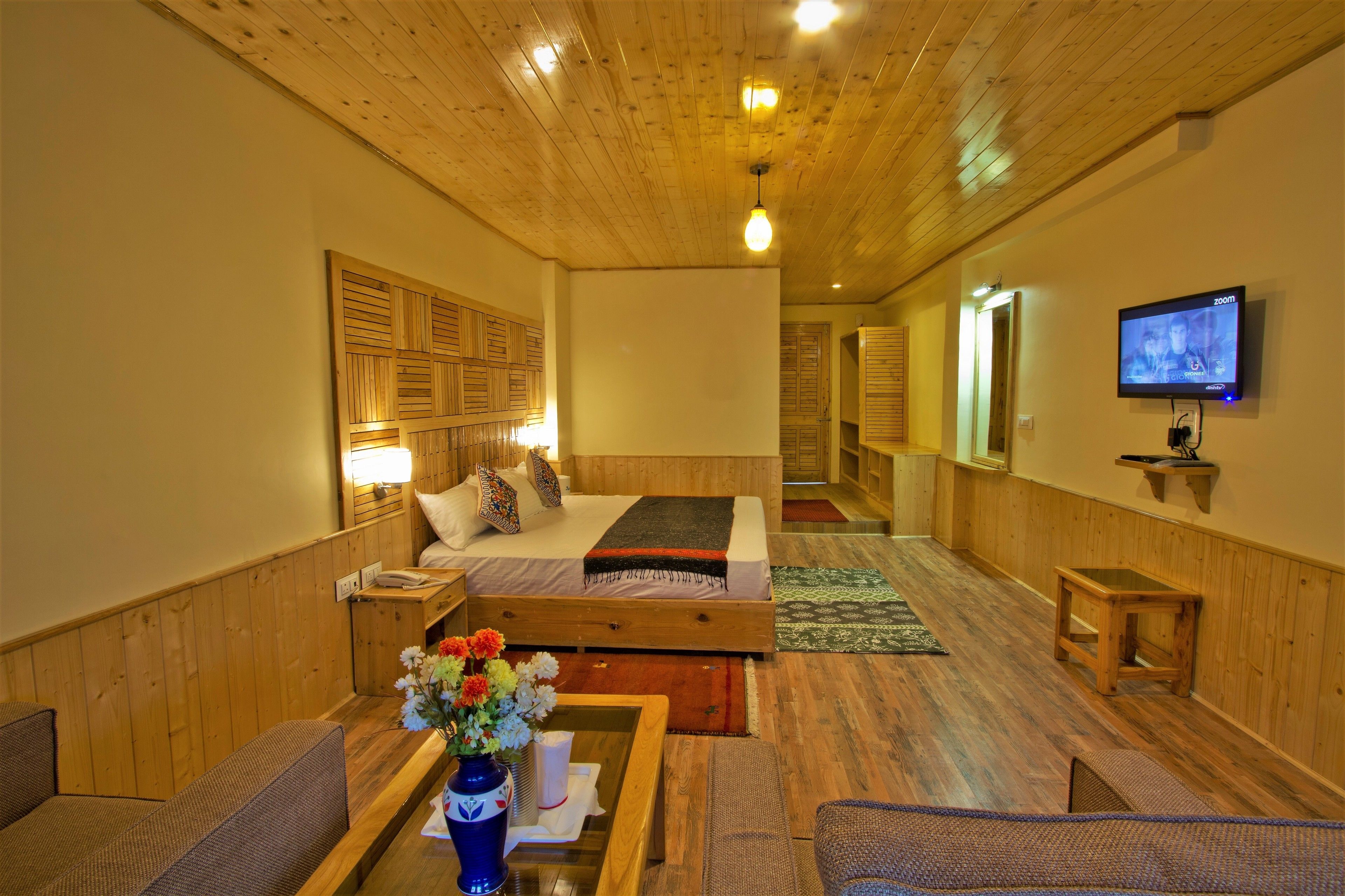 Exclusive Royal Queen Suite