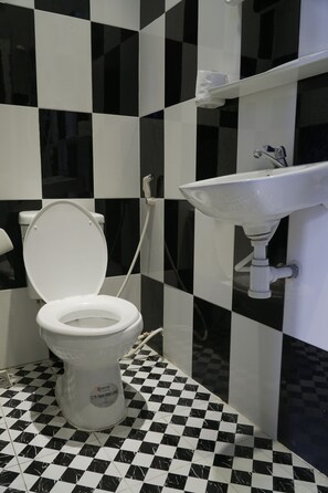 Shower, free toiletries, hair dryer, slippers