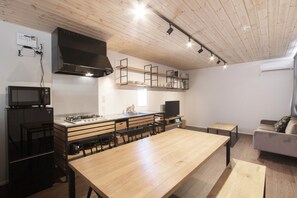 Flat-screen TV - Rakuten STAY HOUSE Fujiyoshida Matsuyama (Fujiyoshida)