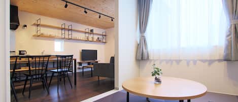 Televisión de pantalla plana