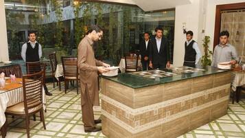 Free daily buffet breakfast