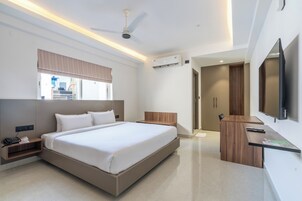 1 bedroom, in-room safe, laptop workspace, free WiFi