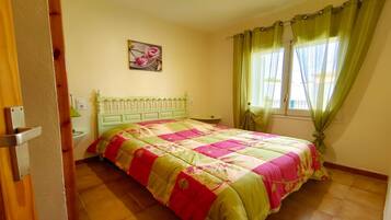 3 slaapkamers, een strijkplank/strijkijzer
