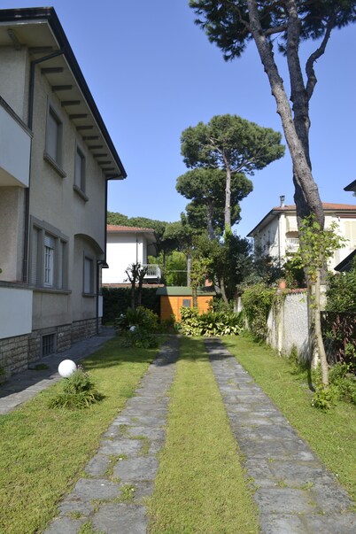 Villetta Adriana, indipendente spaziosaluminosa