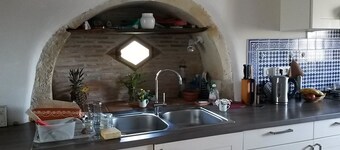 Magnificent 18th century Landes farmhouse with swimming pool, 16 people