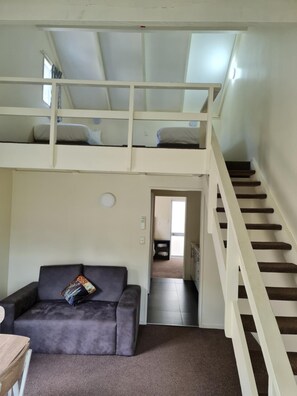 Flat-screen TV - Grandeur Thermal Spa Resort (Taupo)