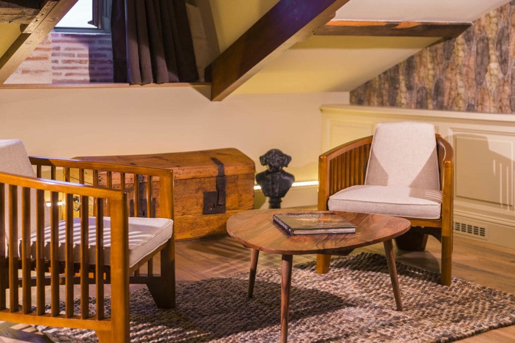 junior suite | in-room safe, individually decorated, individually furnished, desk