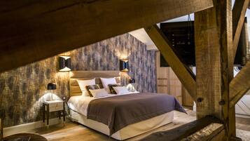 Suite Junior | Coffres-forts dans les chambres, décoration personnalisée