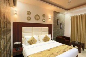 Deluxe Double or Twin Room, Multiple Beds, Accessible, Non Smoking | Soundproofing, iron/ironing board, free WiFi, bed sheets - HOTEL ARCH (New Delhi)