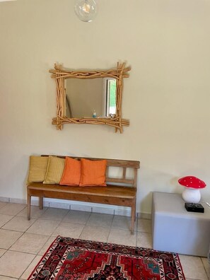 TV, DVD player - Apartment with Garden View (Lecce)