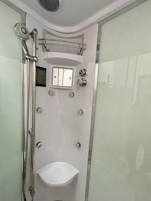 Hair dryer, towels - Apartment with Garden View (Lecce)