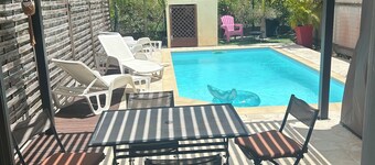 House for 4 people, private pool, beach and shops at 800m