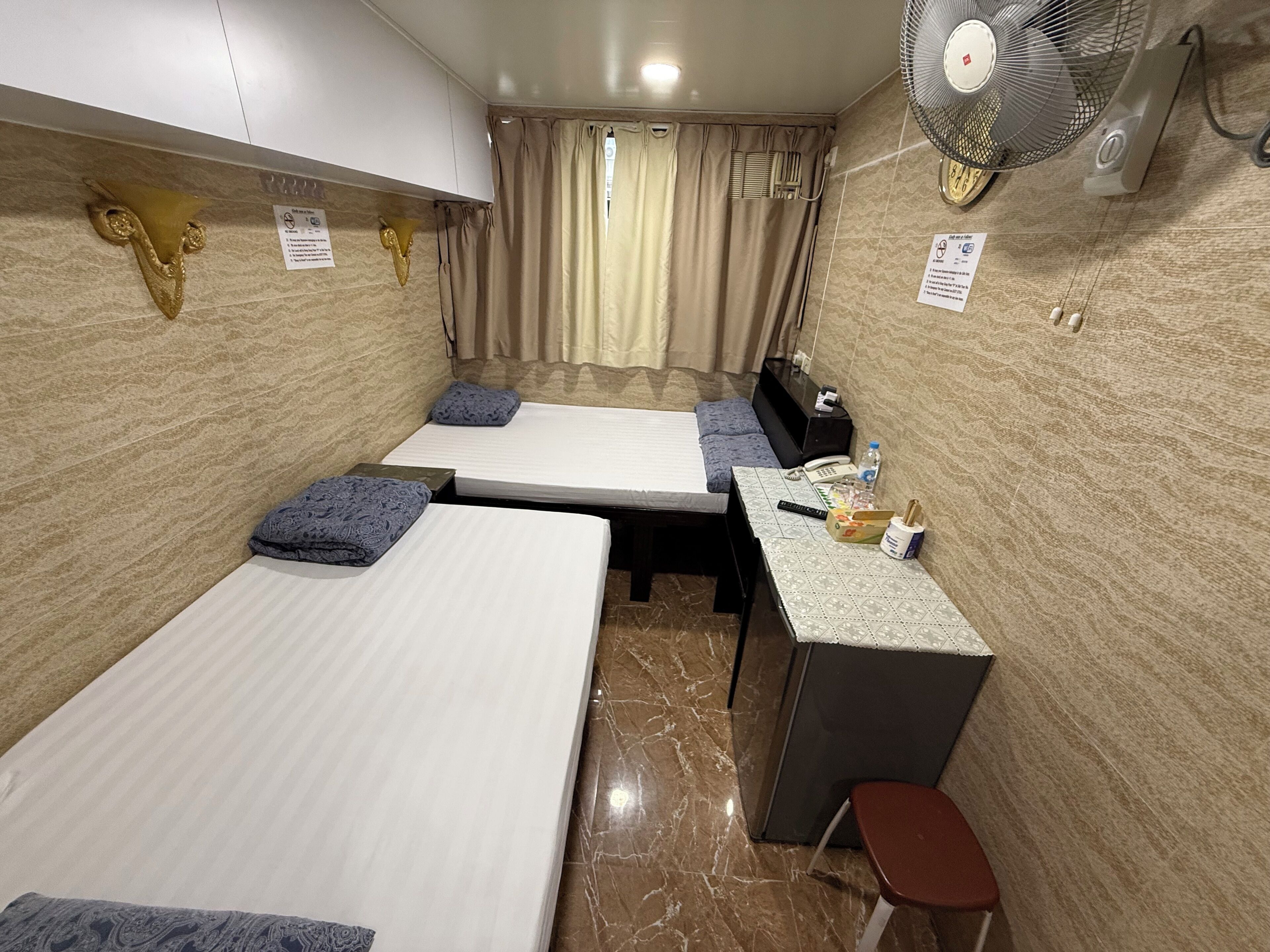 Family Room, Non Smoking | In-room safe, soundproofing, iron/ironing board, free WiFi