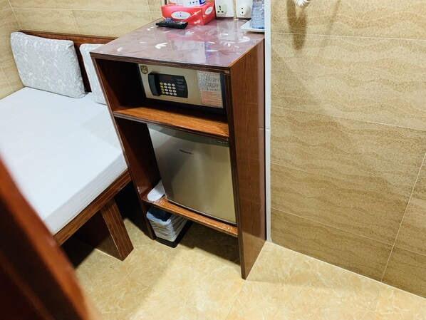 Habitación individual, para no fumadores | Caja de seguridad