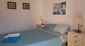 3 Schlafzimmer, Bügeleisen/Bügelbrett, WLAN, Bettwäsche