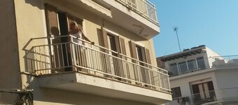 ¡Excepcional ubicación, a 50 metros de la playa!