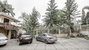 Free self parking