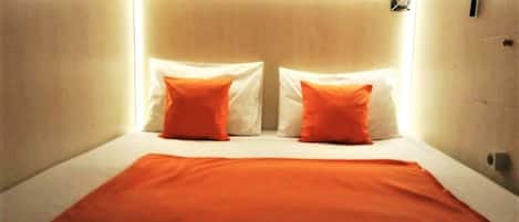 Double Room, Mixed Dorm