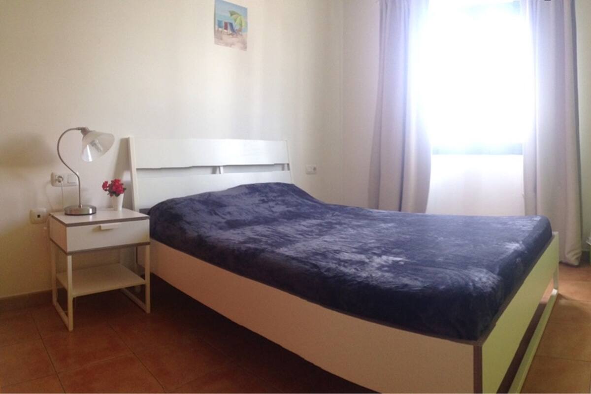Double Room, Shared Bathroom | Bed sheets