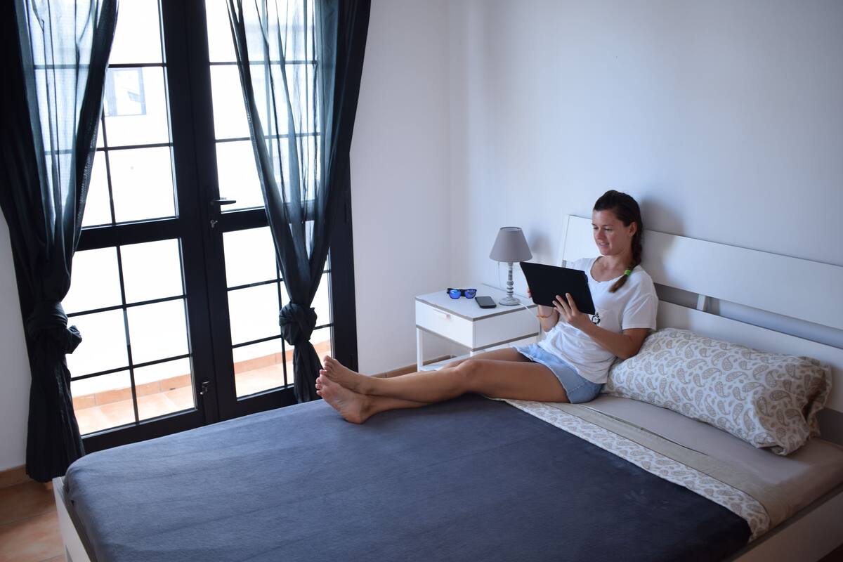 Double Room, Private Bathroom (Wave) | Bed sheets
