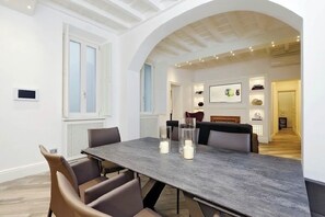 Dining - Reale Luxury home  (Roma)