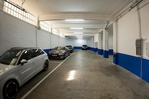 Self parking (EUR 15.00 per day)