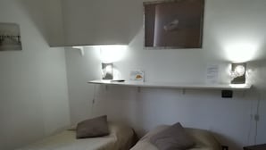 Unclassified image, 3 of 18, button - B&B Alla Fiera (Rome)