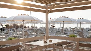 Beach nearby, sun-loungers, beach umbrellas, beach towels