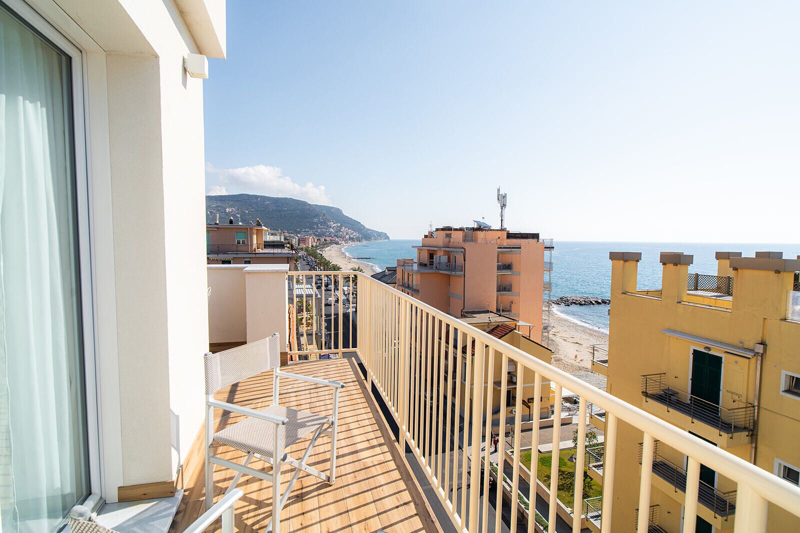 Quarto quádruplo luxo, terraço, vista para o mar | Terraço/pátio