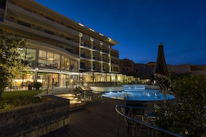 Front of property – evening/night