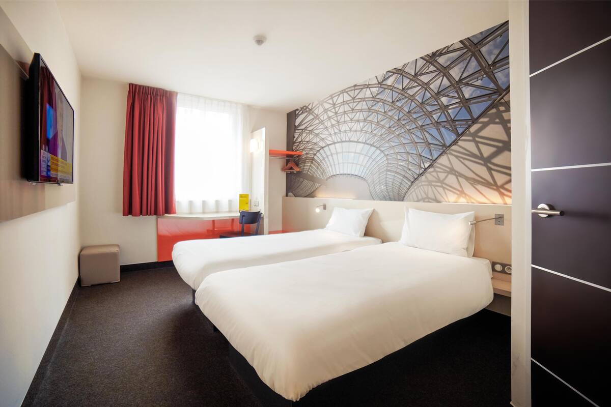 Standard Twin Room | 1 bedroom, free WiFi, bed sheets