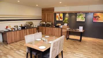 Daily buffet breakfast (INR 150 per person)