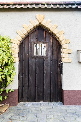 The Half Moon Inn and Country Lodge