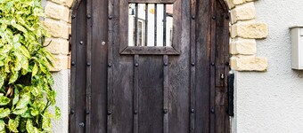 The Half Moon Inn and Country Lodge