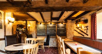 The Half Moon Inn and Country Lodge