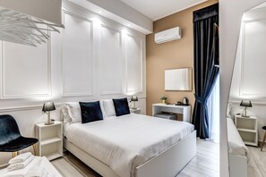 Minibar, bureau, rideaux occultants, chambres insonorisées