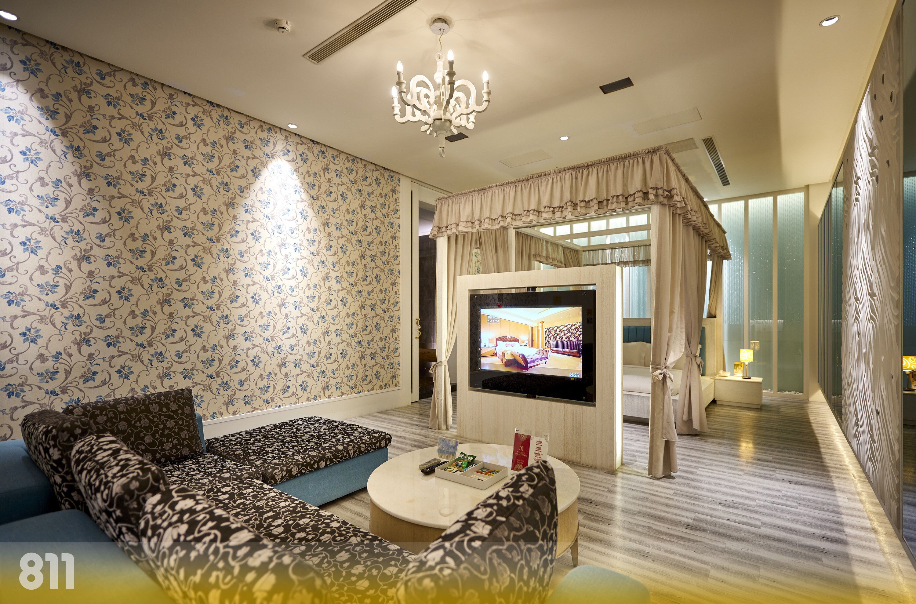 superior suite, non smoking | down duvets, minibar, blackout curtains, soundproofing