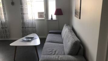 LÀgenhet - 2 enkelsÀngar - icke-rökare - viss havsutsikt | Vardagsrum | LED-tv