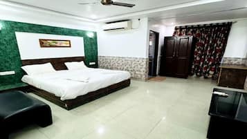 Chambre Double Deluxe | Literie de qualité supérieure