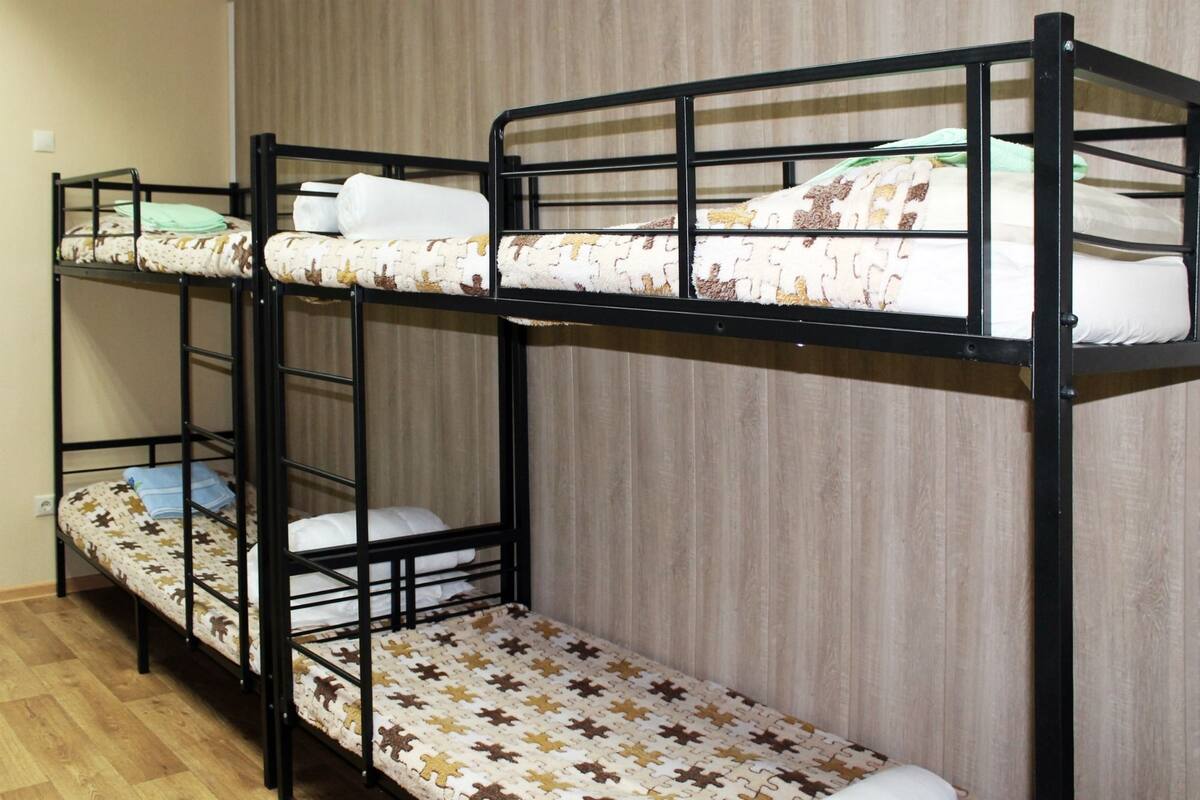 Gemeinsamer Schlafsaal, Gemischter Schlafsaal, Gemeinschaftsbad (10 Beds) | Bügeleisen/Bügelbrett, Zustellbetten, kostenloses WLAN