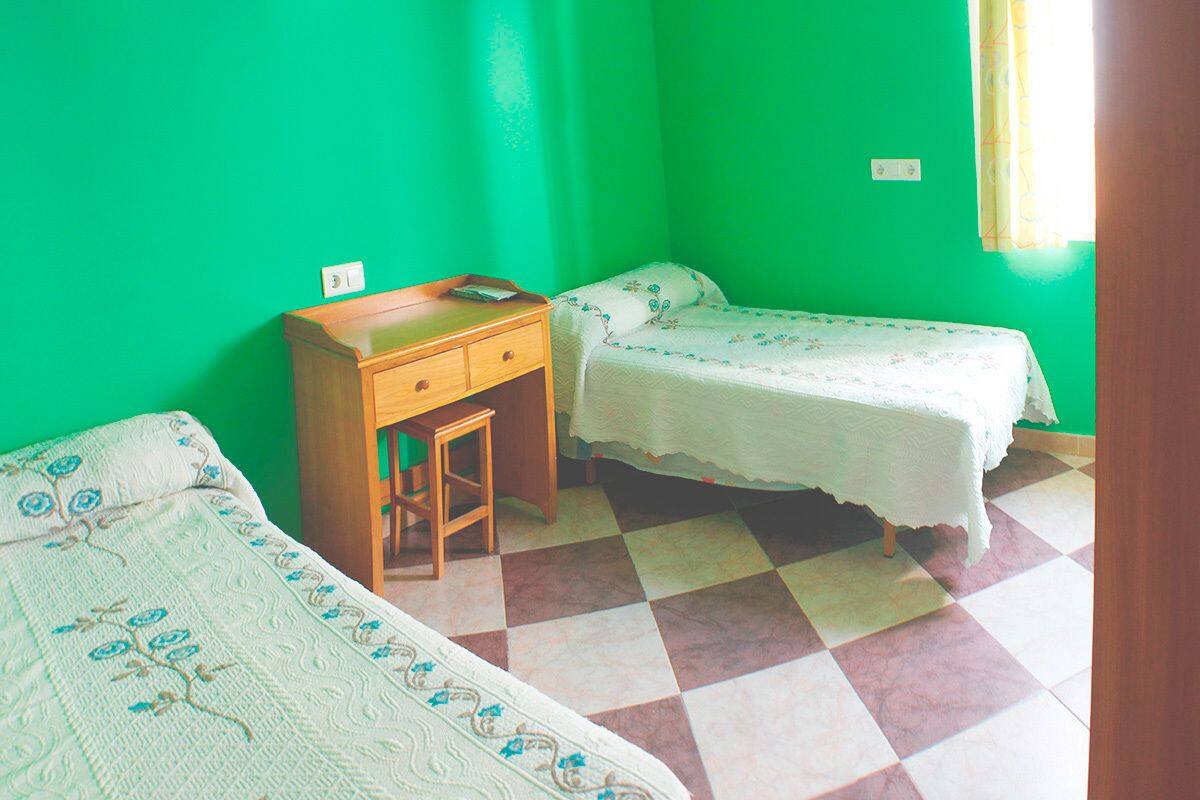 Rideaux occultants, chambres insonorisées, Wi-Fi gratuit, draps fournis