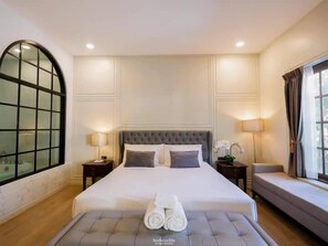1 Bedroom Pool Villa | เครื่องนอนระดับพรีเมียม, มินิบาร์ฟรีบางอย่าง, ตู้นิรภัยในห้องพัก