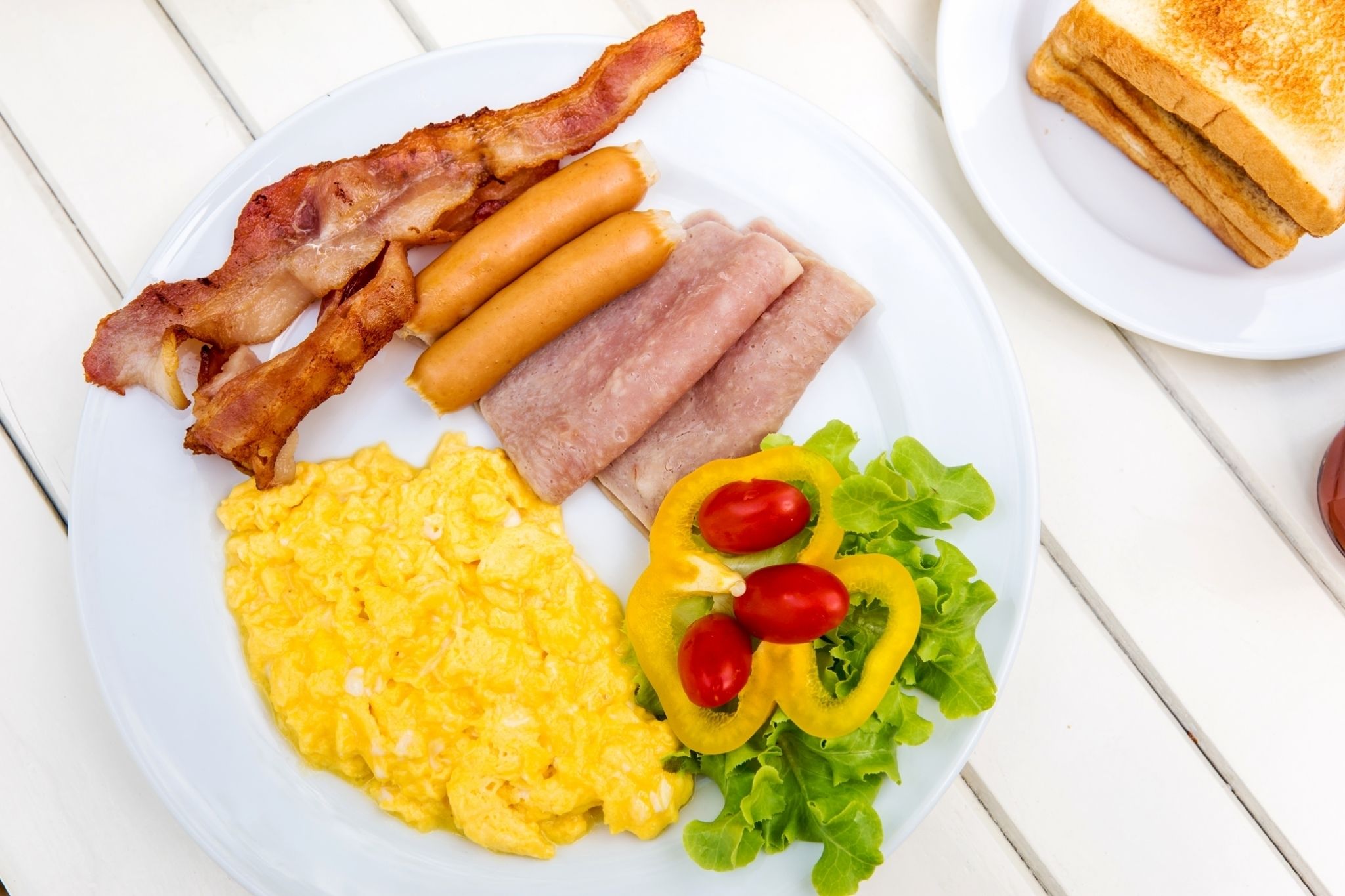 daily full breakfast (thb 500 per person)