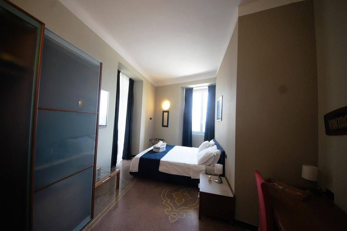 In-room safe, desk, blackout curtains, free WiFi