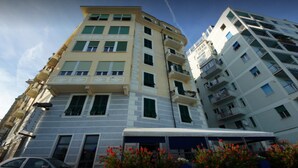 Exterior detail - Luna Rooms (Savona)
